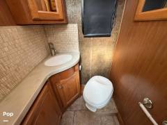 2015 Tiffin Allegro Breeze 32BR, $ 98,000