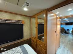 2015 Tiffin Allegro Breeze 32BR, $ 98,000