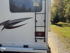 2021 Thor Motor Coach Quantum SE22, $ 57,900