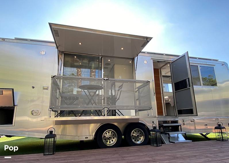 2019 Living Vehicle T27 Max, $ 206,000