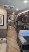 2023 Fleetwood Fortis 33hb, $ 120,000