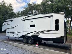 2021 Jayco Eagle Premier 321 RSTS, $ 39,000