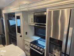 2021 Jayco Eagle Premier 321 RSTS, $ 39,000