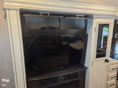 2021 Jayco Eagle Premier 321 RSTS, $ 39,000
