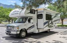 2022 Thor Motor Coach Four Winds 24F, $ 72,300