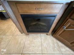 2012 Thor Motor Coach Astoria 36MQ, $ 83,400