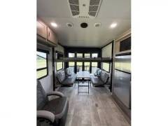2023 Grand Design Momentum 25G, $ 55,000
