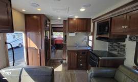 2017 Forest River Sunseeker 3107DS, $ 54,500