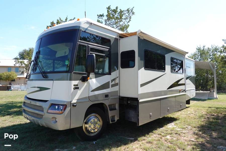 2005 Itasca Suncruiser 35U, $ 38,900