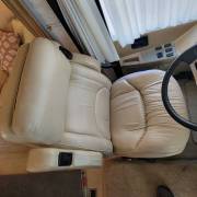 2005 Itasca Suncruiser 35U, $ 38,900