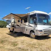 2005 Itasca Suncruiser 35U, $ 38,900