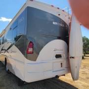 2005 Itasca Suncruiser 35U, $ 38,900