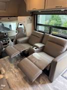2023 Thor Motor Coach Quantum KW29, $ 114,000