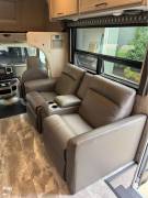 2023 Thor Motor Coach Quantum KW29, $ 114,000