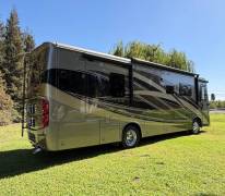 2018 Newmar Ventana LE 3412, $ 159,000