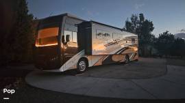 2017 Thor Motor Coach Palazzo 36.1, $ 94,500