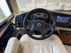 2018 Tiffin Allegro Bus 40 AP, $ 256,000