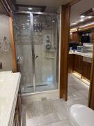 2018 Tiffin Allegro Bus 40 AP, $ 256,000