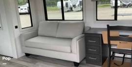 2025 Keystone Avalanche 366LS, $ 64,500