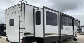 2025 Keystone Avalanche 366LS, $ 64,500
