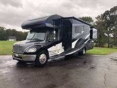 2018 Jayco Seneca 37HJ, $ 165,000