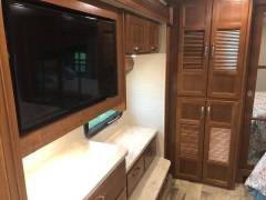 2018 Jayco Seneca 37HJ, $ 165,000