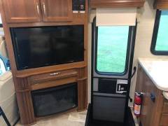 2018 Jayco Seneca 37HJ, $ 165,000