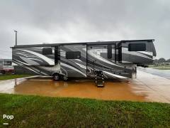 2024 CrossRoads Redwood 4200FL, $ 127,900