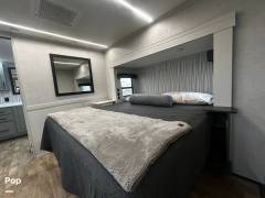 2024 CrossRoads Redwood 4200FL, $ 127,900