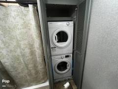 2024 CrossRoads Redwood 4200FL, $ 127,900