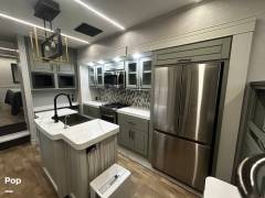 2024 CrossRoads Redwood 4200FL, $ 127,900