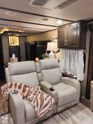 2019 Grand Design Solitude 380FL, $ 53,000