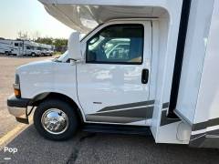 2025 Thor Motor Coach Quantum SE LZ25, $ 87,800