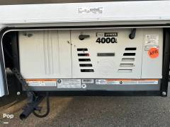 2025 Thor Motor Coach Quantum SE LZ25, $ 87,800