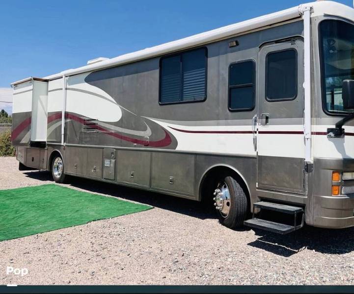 2000 Fleetwood Discovery M37, $ 35,000