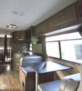 2020 Thor Motor Coach Majestic 28A, $ 35,000