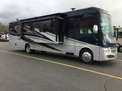 2014 Winnebago Adventurer 38Q, $ 93,900
