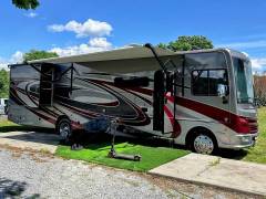2023 Fleetwood Bounder 36F, $ 156,000