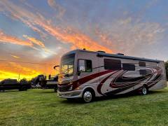 2023 Fleetwood Bounder 36F, $ 156,000