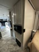 2023 Fleetwood Bounder 36F, $ 156,000