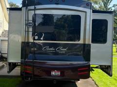 2016 Forest River Cedar Creek 34RE, $ 35,000