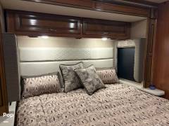 2018 Fleetwood Bounder 36H, $ 86,000