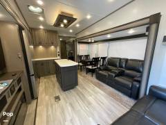2022 Coachmen Chaparral 367BH, $ 47,250