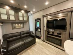 2022 Coachmen Chaparral 367BH, $ 47,250