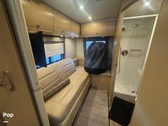 2014 Leisure Travel Serenity 24CB, $ 73,000