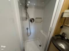 2014 Leisure Travel Serenity 24CB, $ 73,000