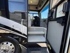 2023 Thor Motor Coach Tuscany 45BX, $ 484,000