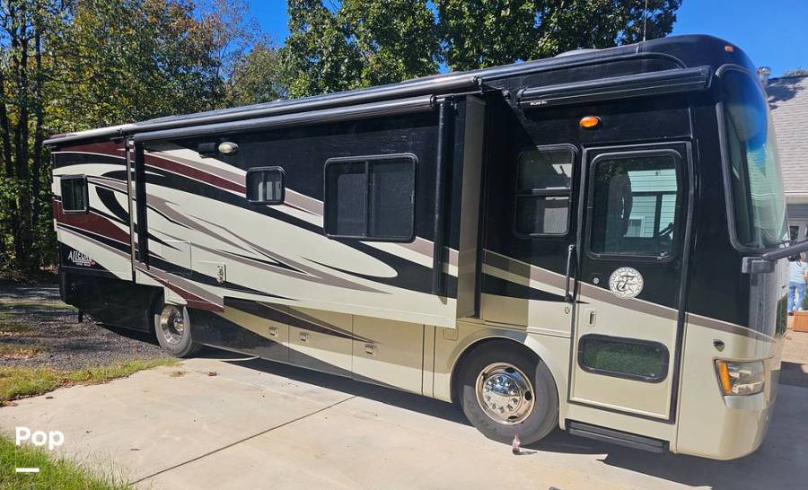 2011 Tiffin Allegro RED 34QFA, $ 84,000