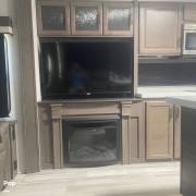 2023 Grand Design Solitude 2930RL, $ 58,400
