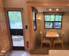 2017 New Horizons Summit 39RL3S, $ 73,500